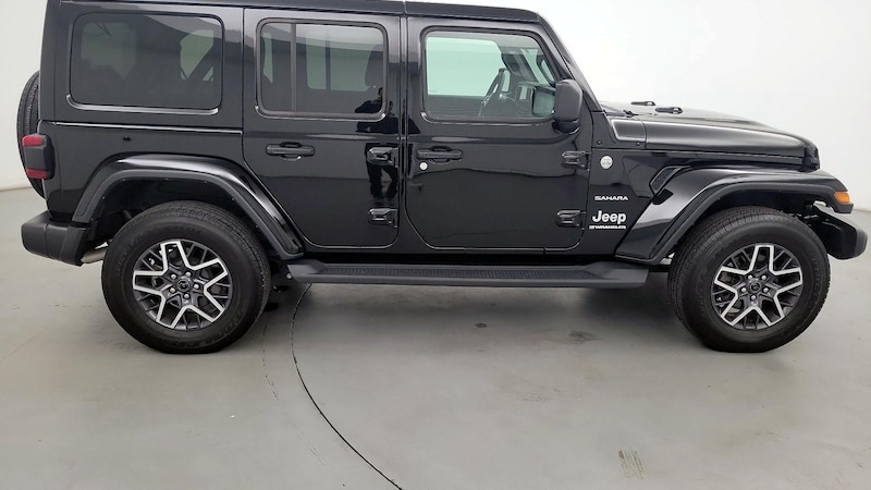 2024 Jeep Wrangler Sahara 4