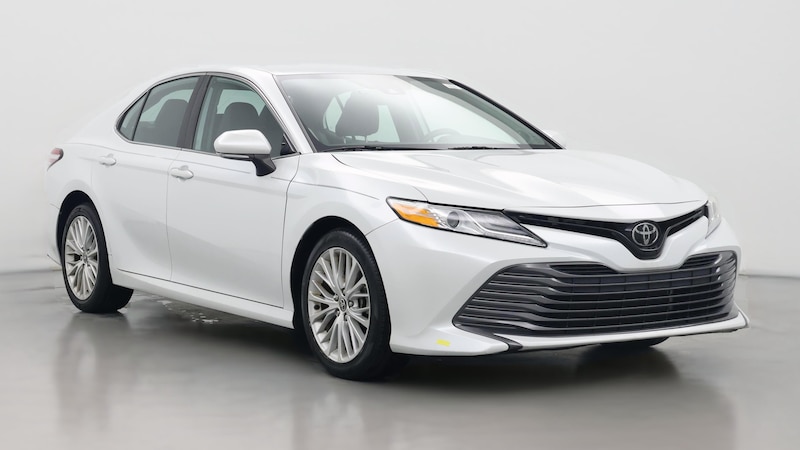 2020 Toyota Camry XLE Hero Image