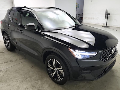 2024 Volvo XC40 B5 Core -
                Charlotte, NC