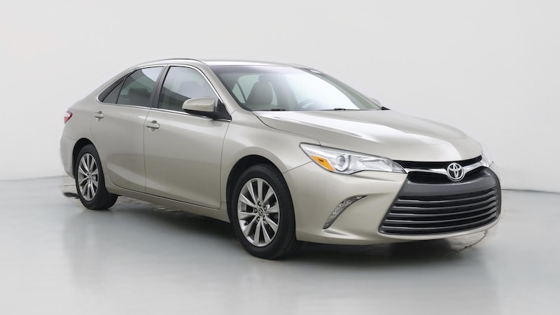 2015 Toyota Camry XLE Hero Image