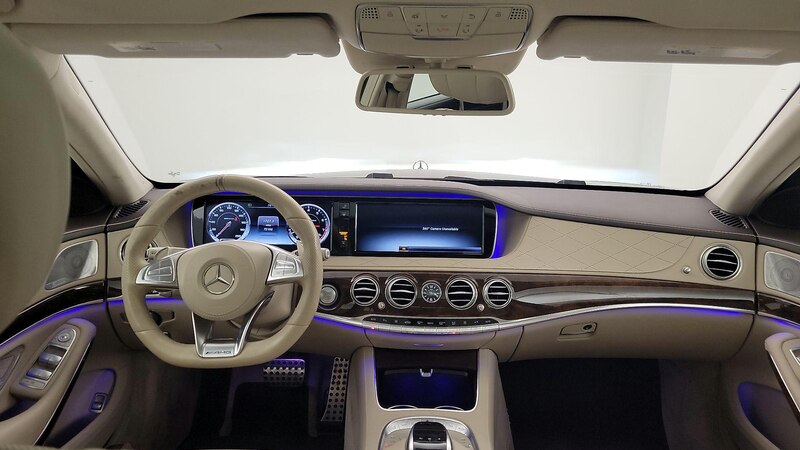 2017 Mercedes-Benz S-Class AMG S 63 9