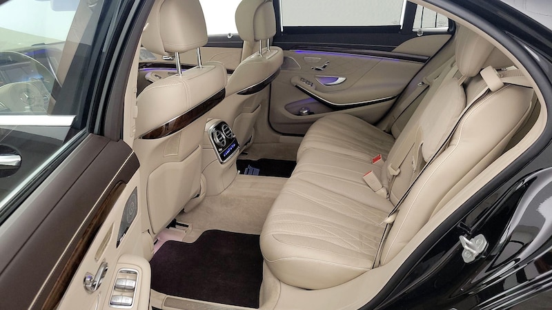 2017 Mercedes-Benz S-Class AMG S 63 20