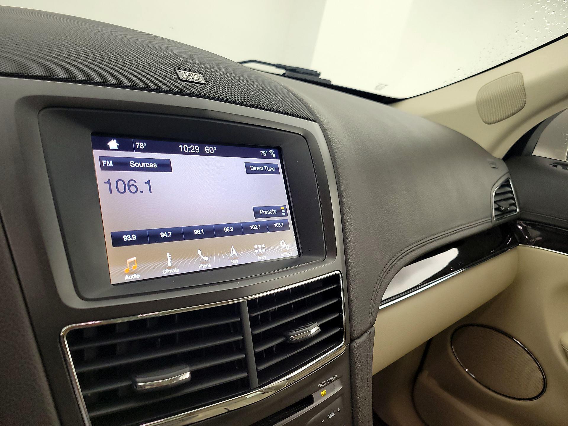 Thumbnail: 2019 Lincoln MKT - 16