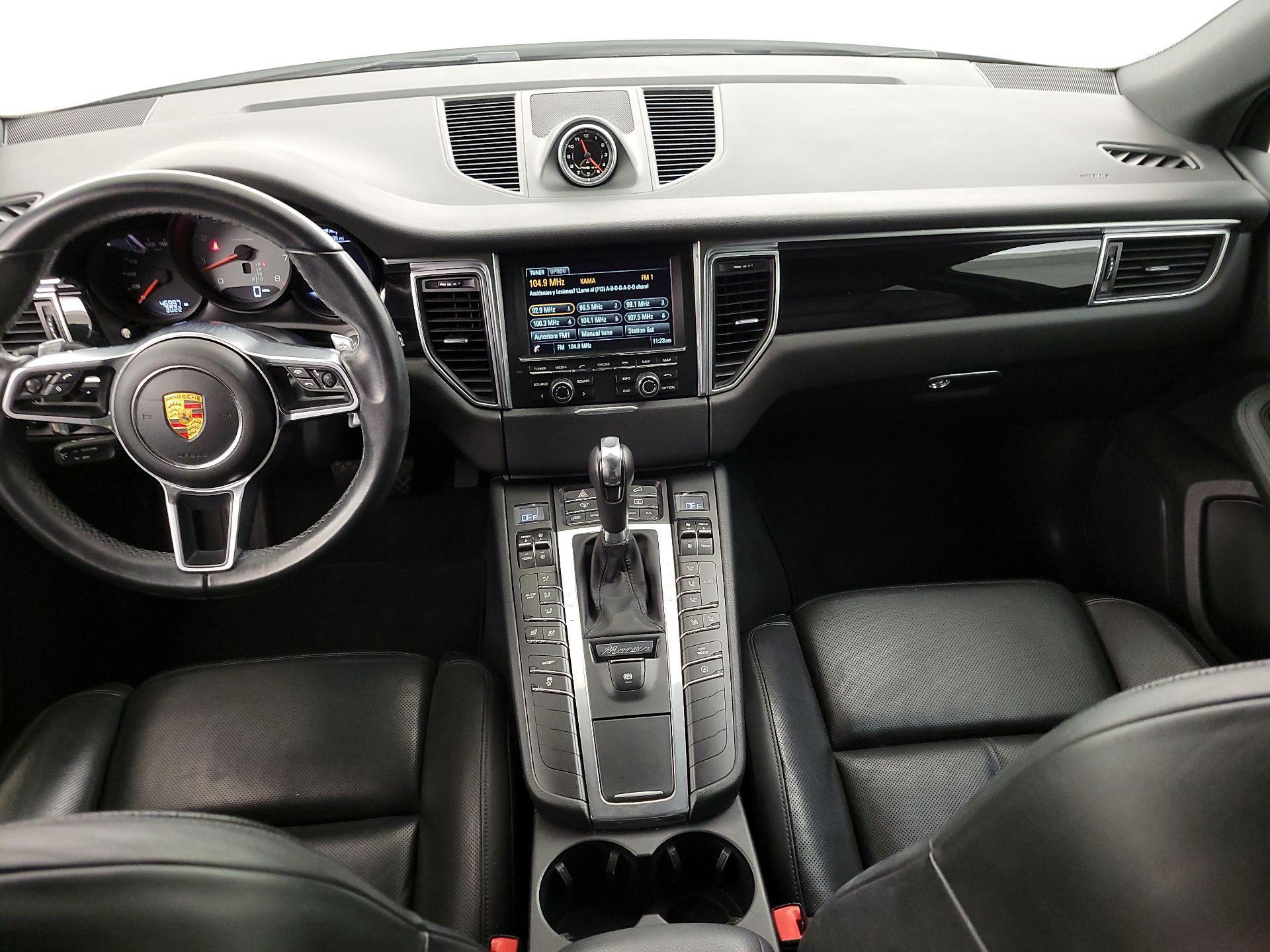 Thumbnail: 2015 Porsche Macan - 9