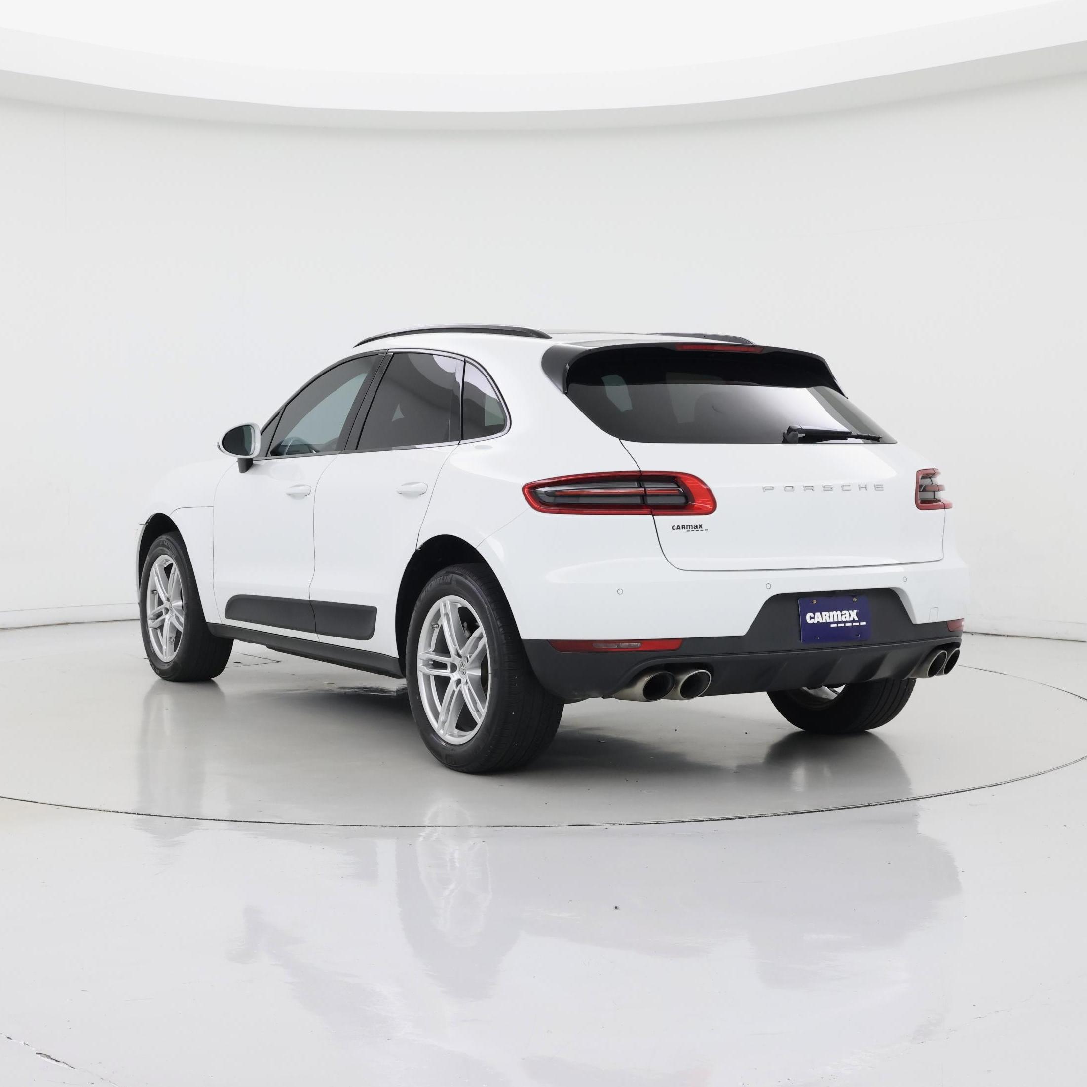 Thumbnail: 2015 Porsche Macan - 2