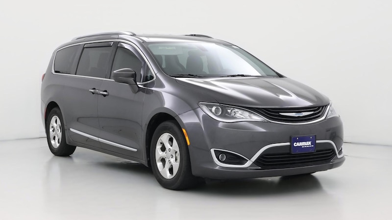 2018 Chrysler Pacifica Hybrid Touring L Hero Image