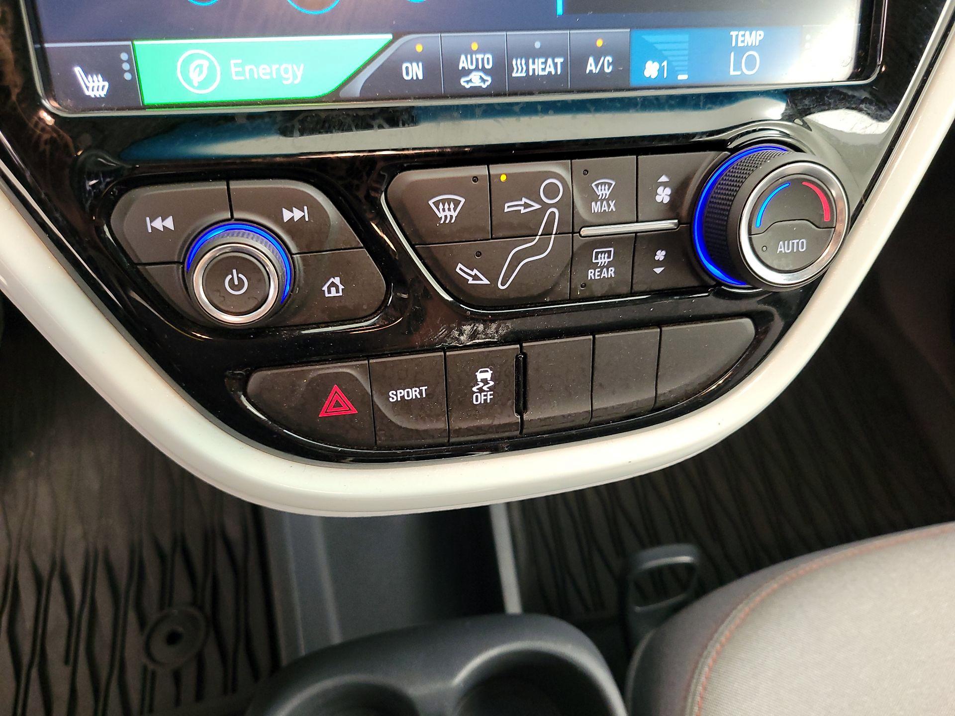 Thumbnail: 2021 Chevrolet Bolt EV - 16