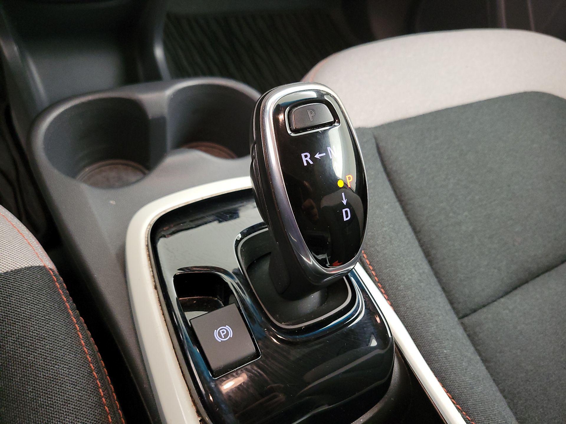 Thumbnail: 2021 Chevrolet Bolt EV - 17