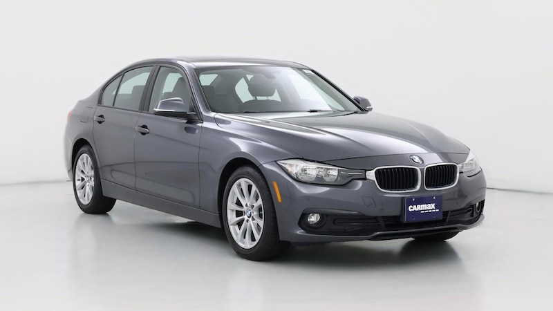 2017 BMW 3 Series 320i Hero Image