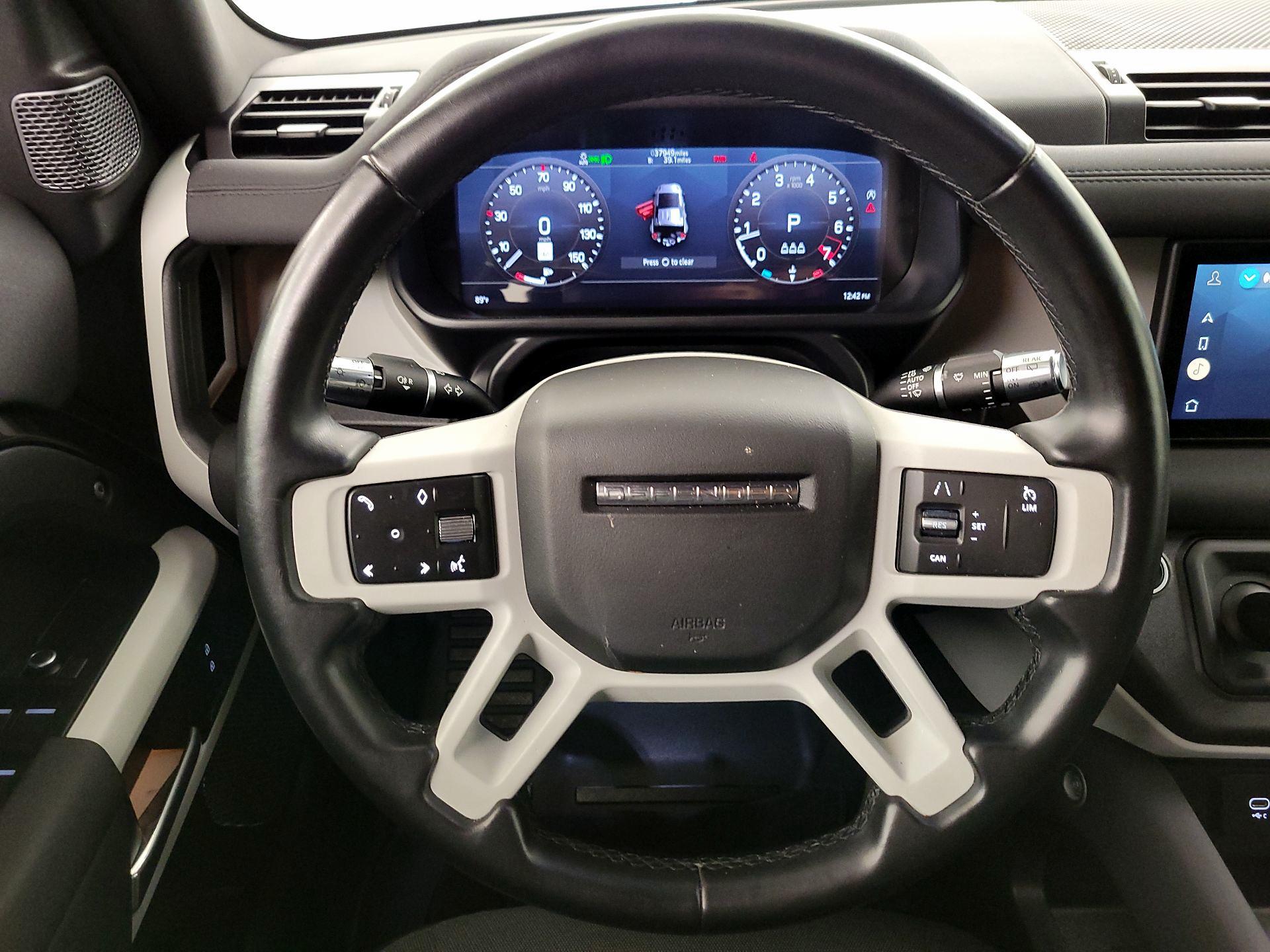 Thumbnail: 2021 Land Rover Defender - 10