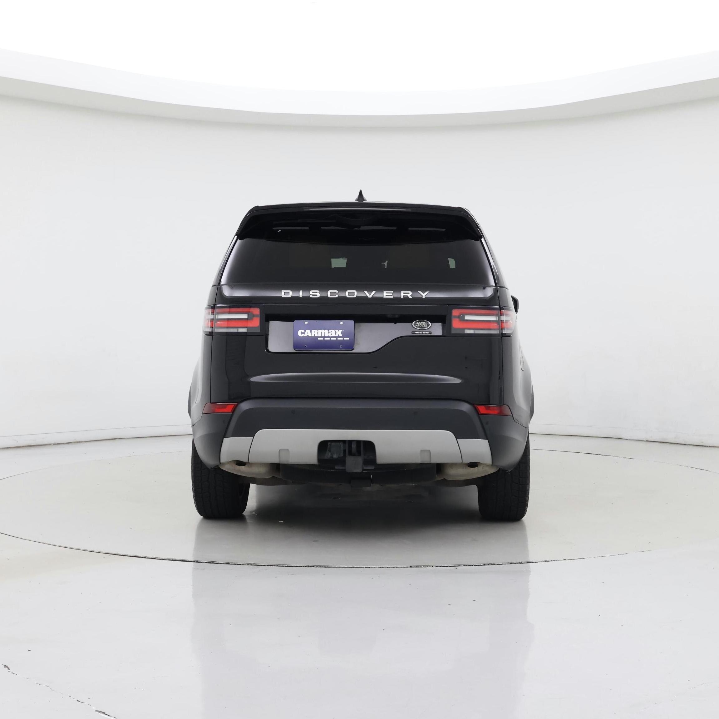 Thumbnail: 2017 Land Rover Discovery - 6