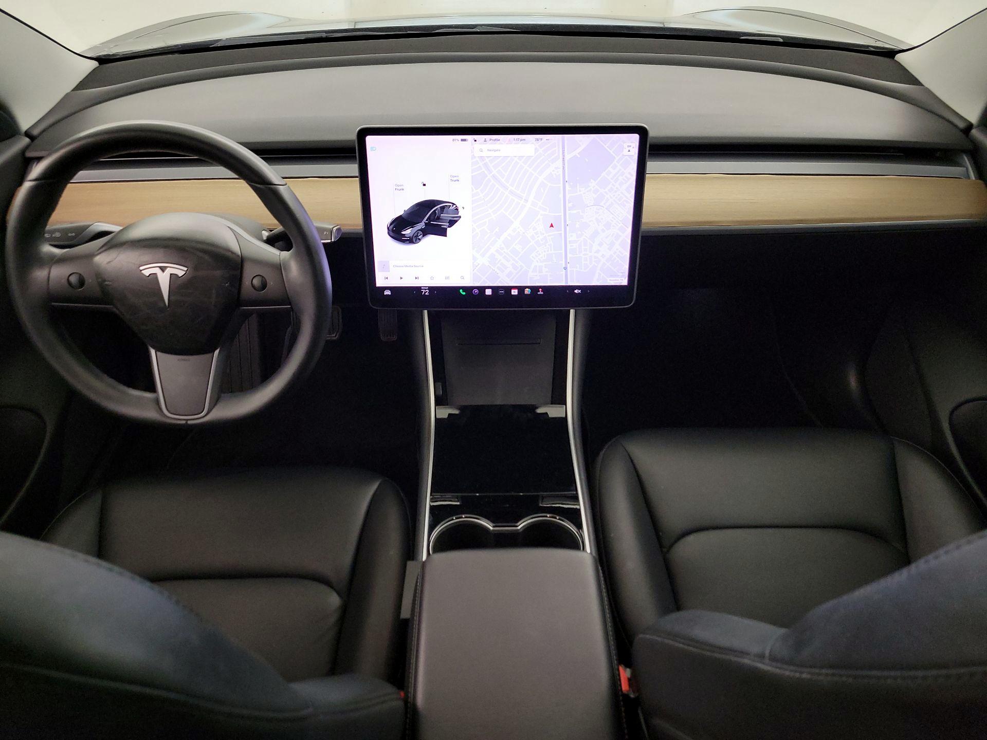 Thumbnail: 2018 Tesla Model 3 - 9