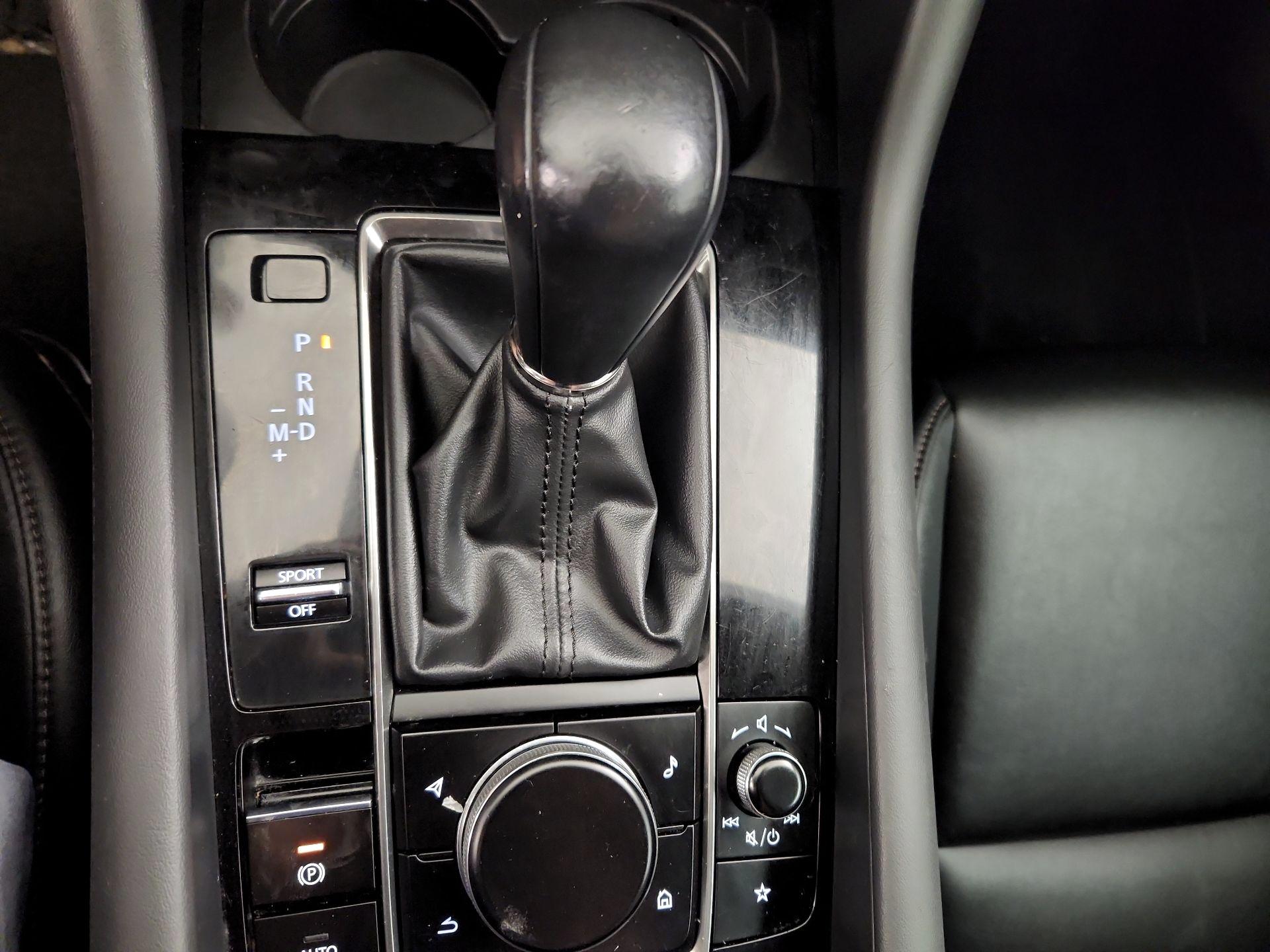 Thumbnail: 2019 Mazda Mazda3 - 17