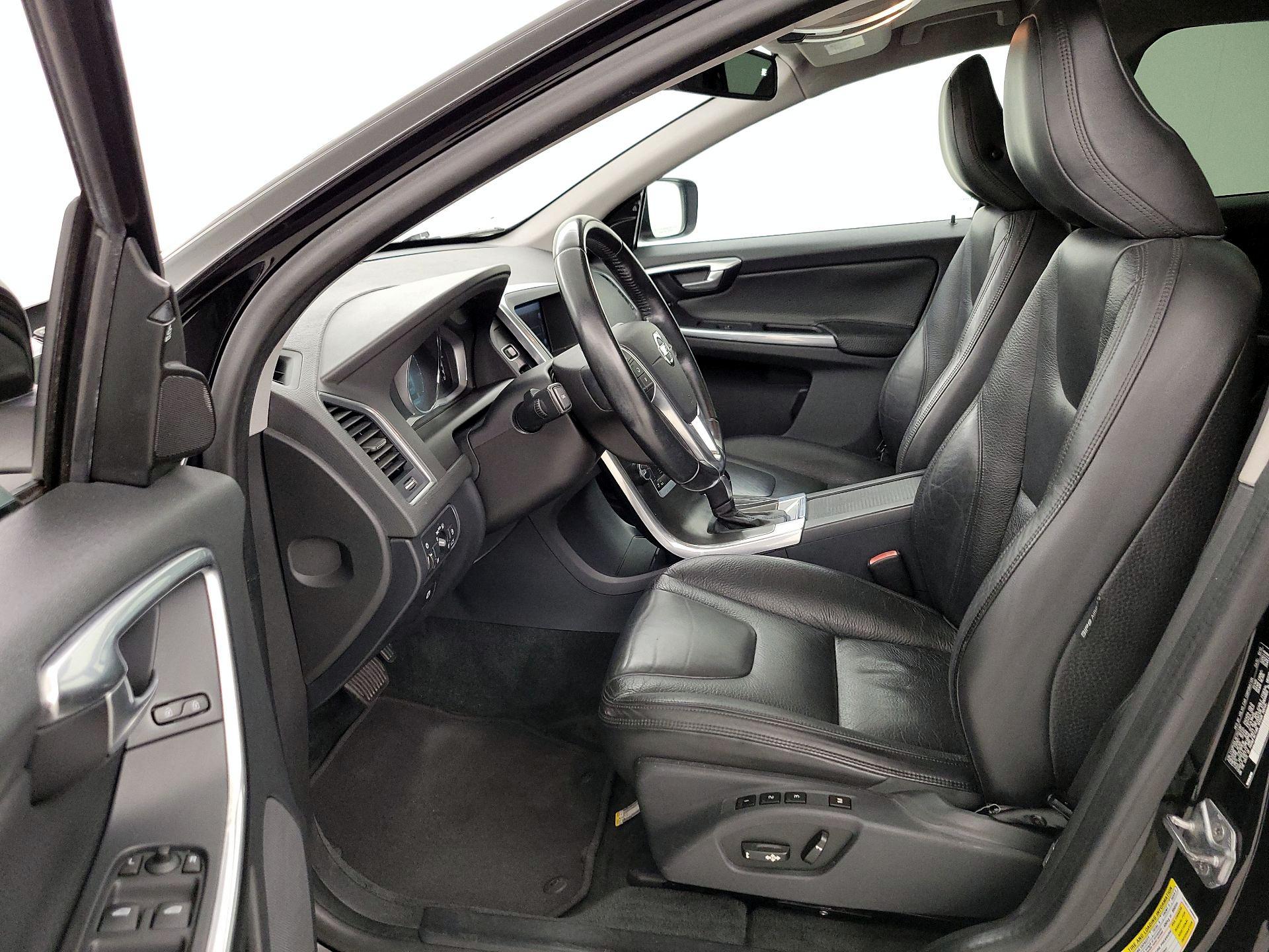 Thumbnail: 2014 Volvo XC60 - 11