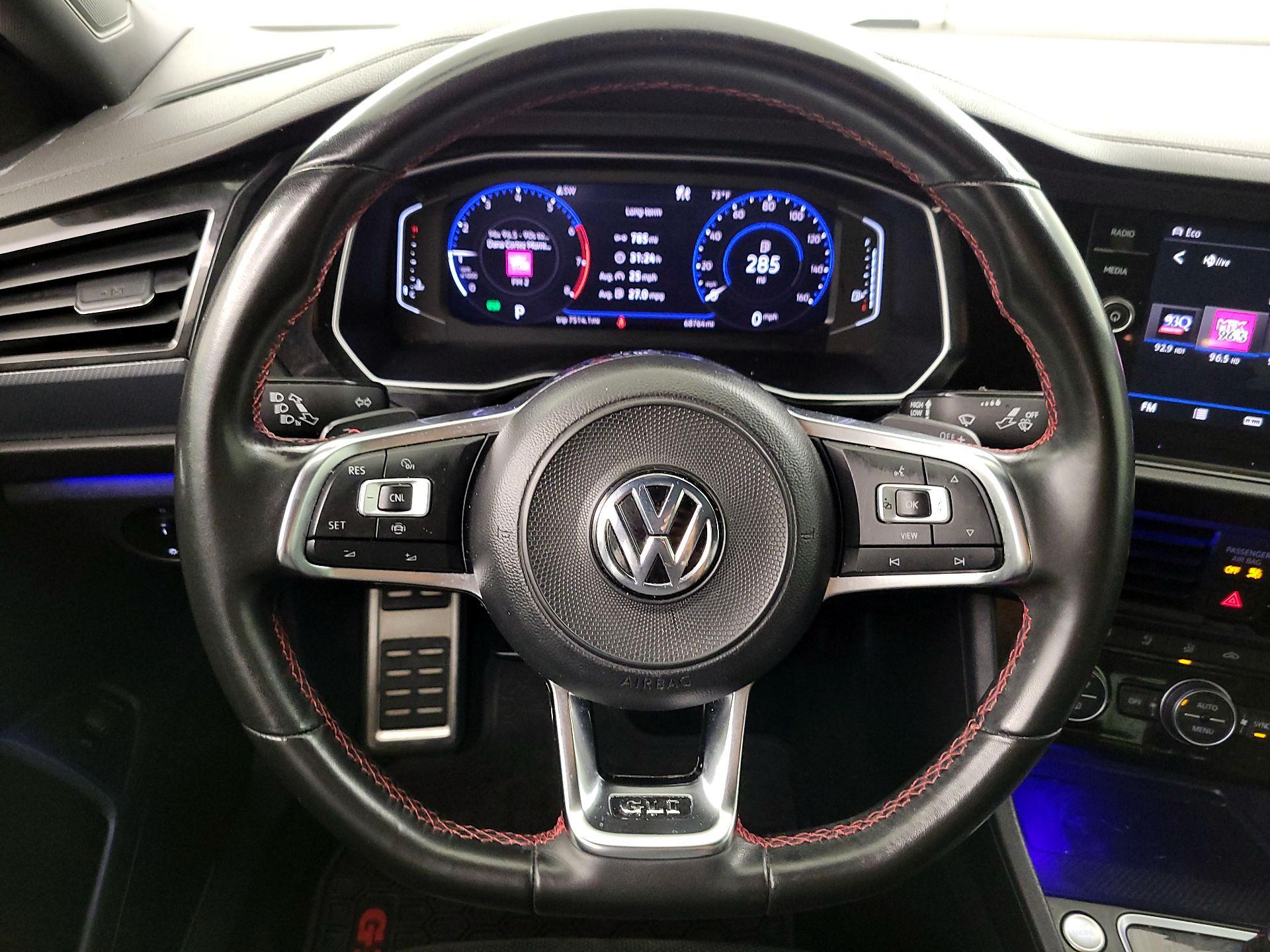 Thumbnail: 2020 Volkswagen Jetta - 10