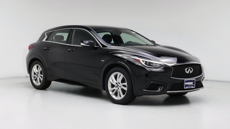 2018 INFINITI QX30 Luxury Hero Image