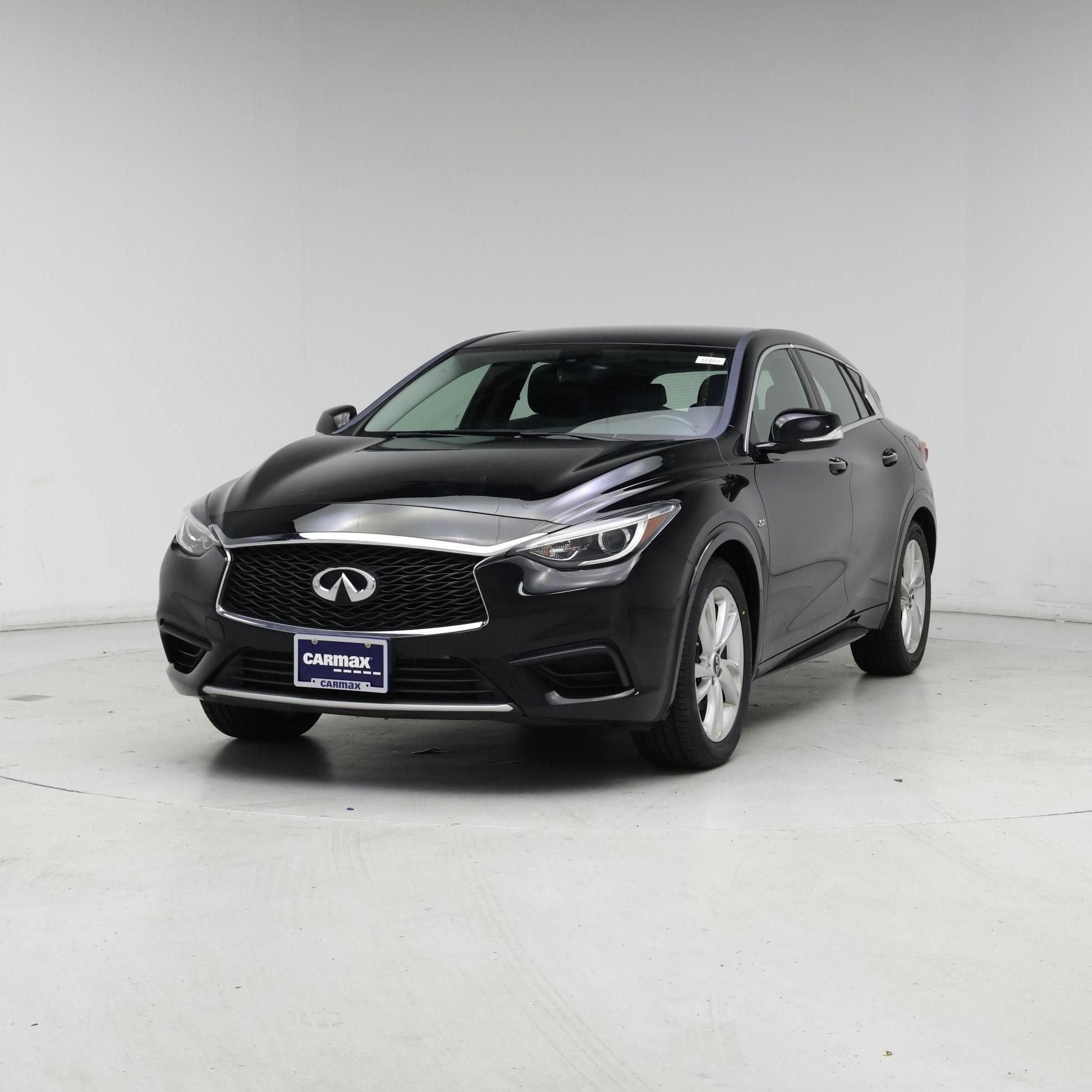 Thumbnail: 2018 INFINITI QX30 - 4