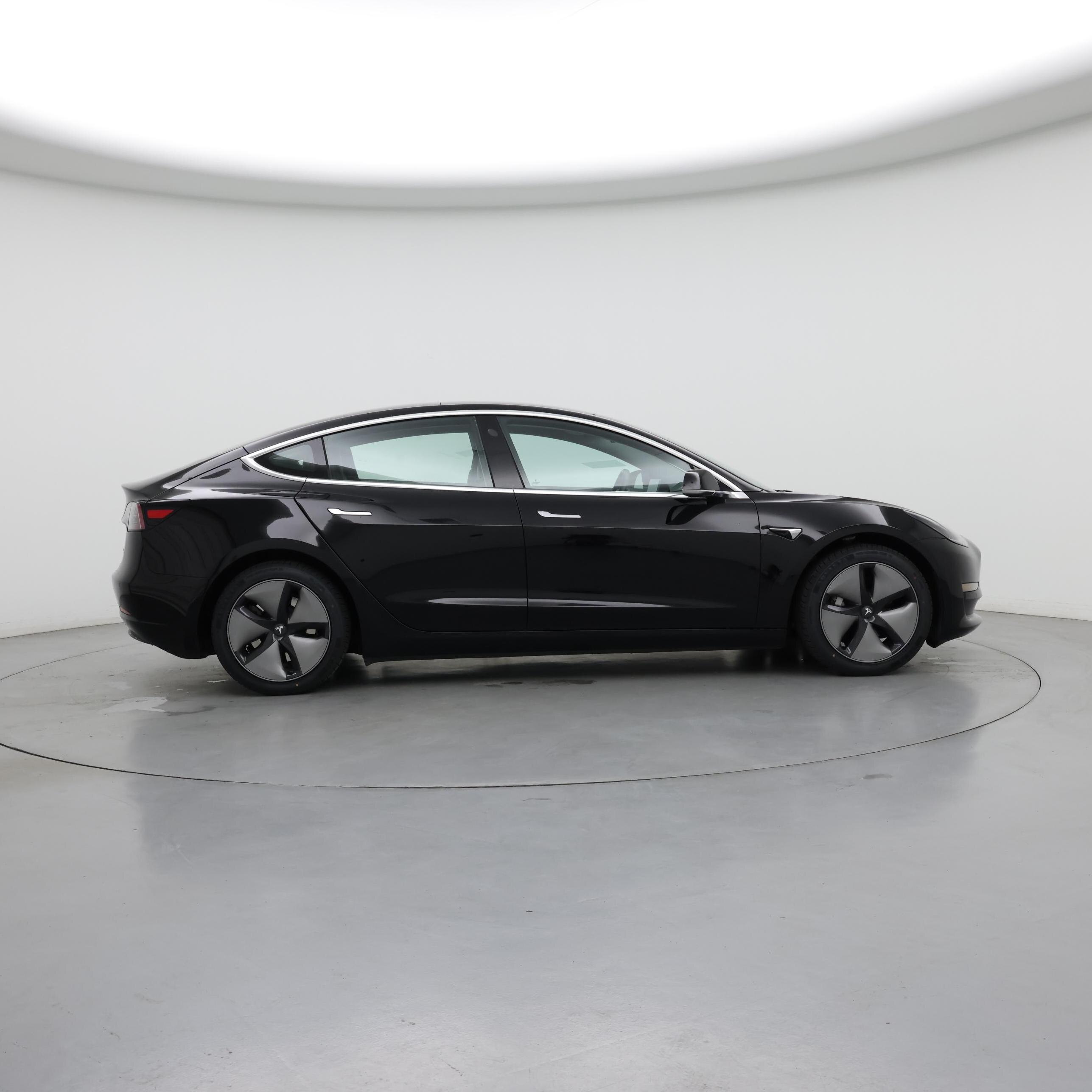 Thumbnail: 2018 Tesla Model 3 - 7