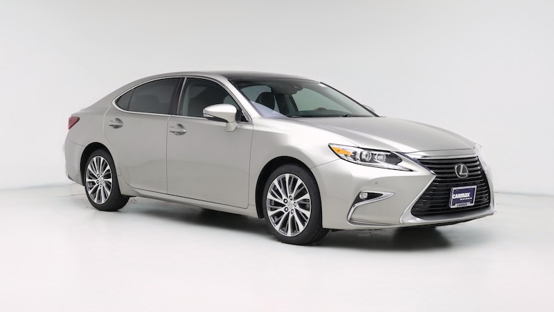 2017 Lexus ES 350 Hero Image