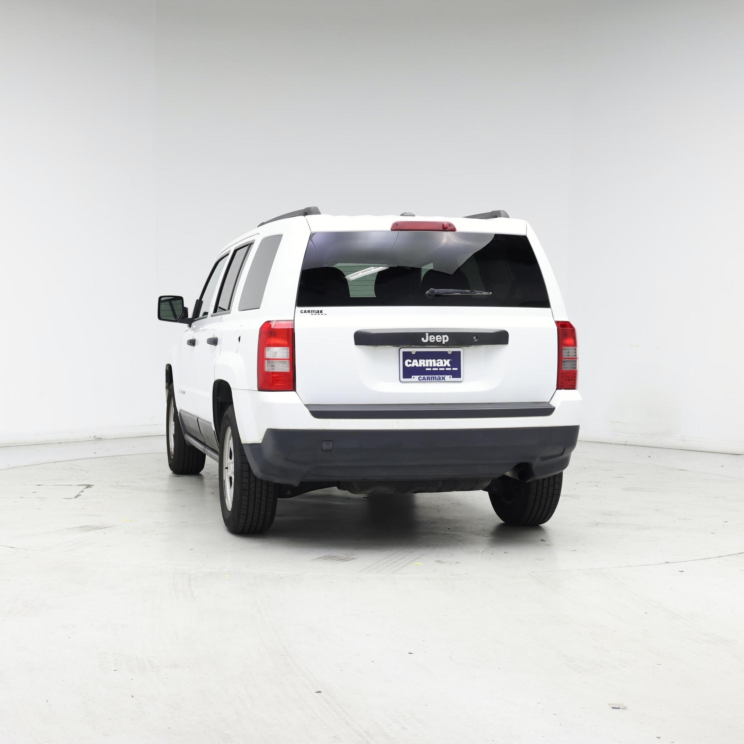 Thumbnail: 2017 Jeep Patriot - 6