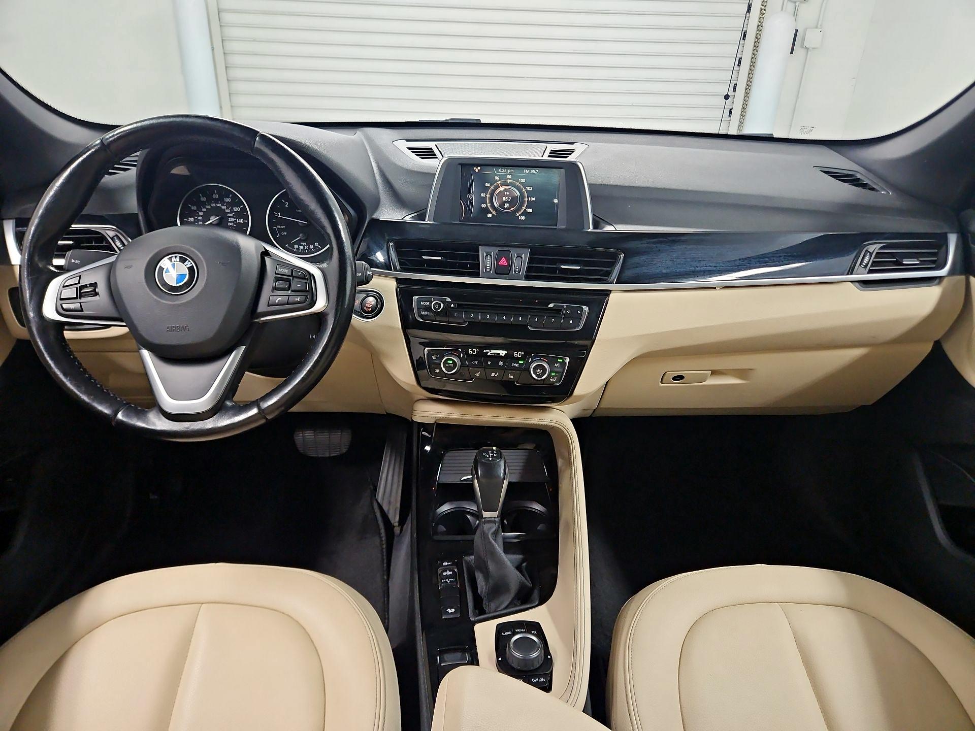Thumbnail: 2016 BMW X1 - 9
