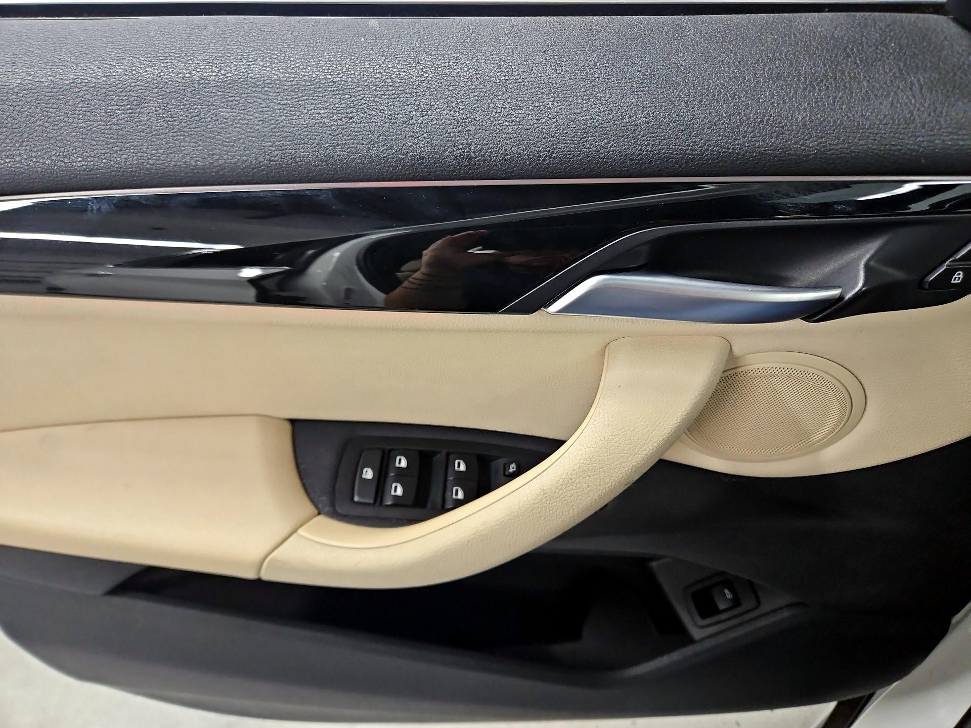 Thumbnail: 2016 BMW X1 - 12