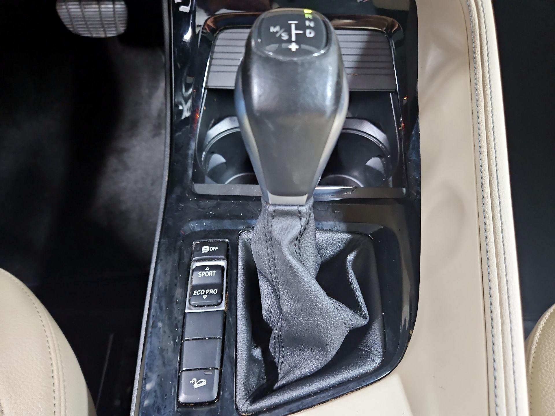Thumbnail: 2016 BMW X1 - 16