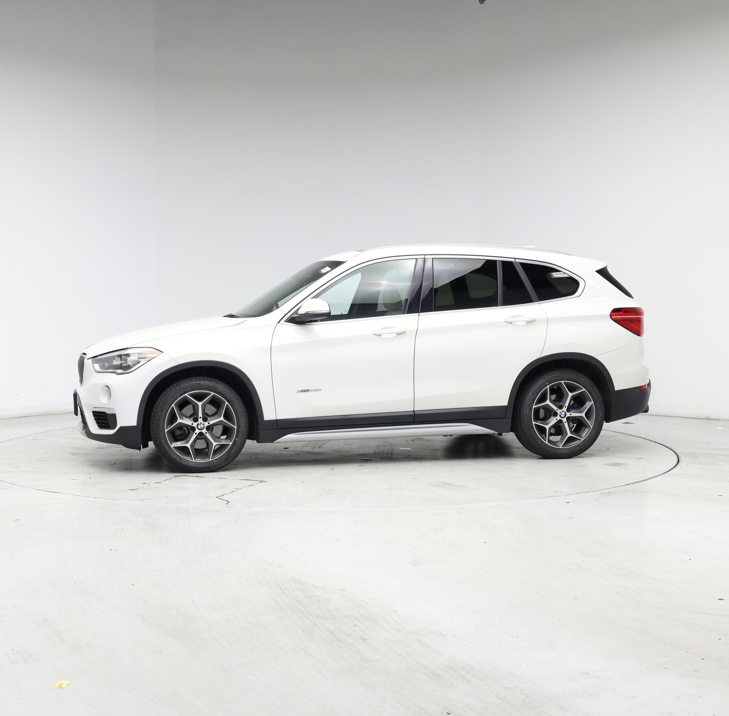 Thumbnail: 2016 BMW X1 - 3