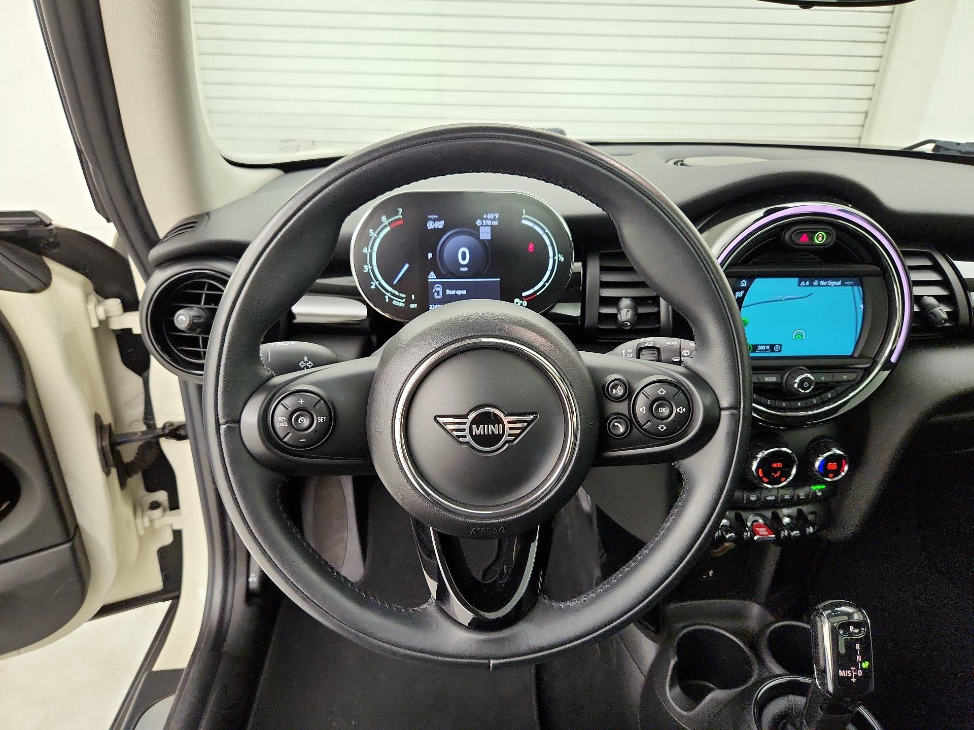 Thumbnail: 2021 MINI Cooper Hardtop - 10