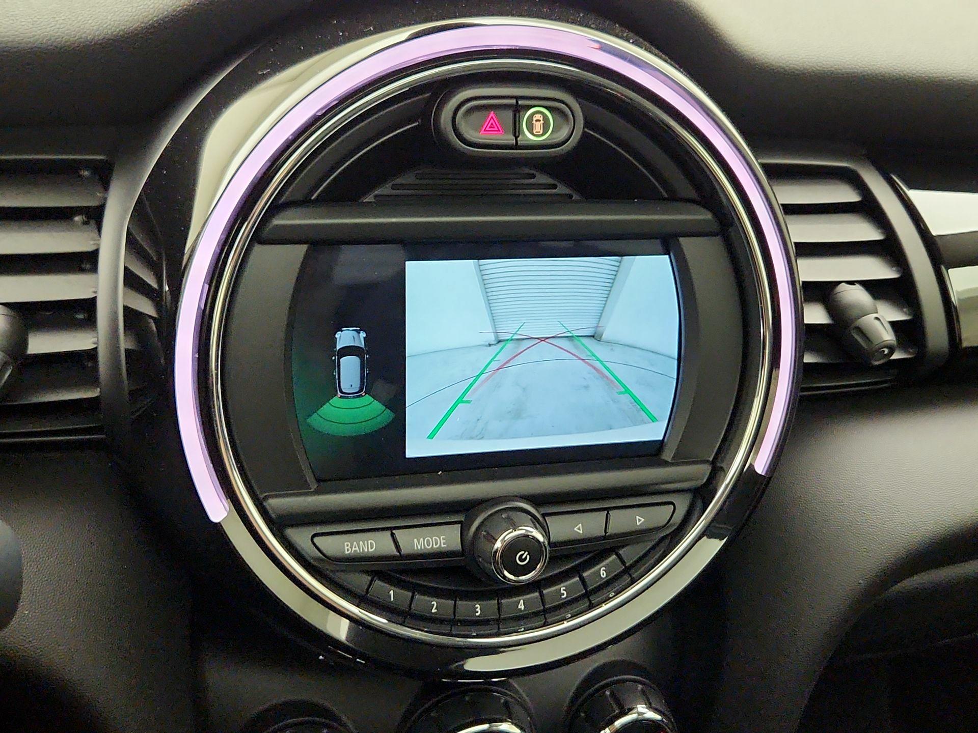 Thumbnail: 2021 MINI Cooper Hardtop - 15