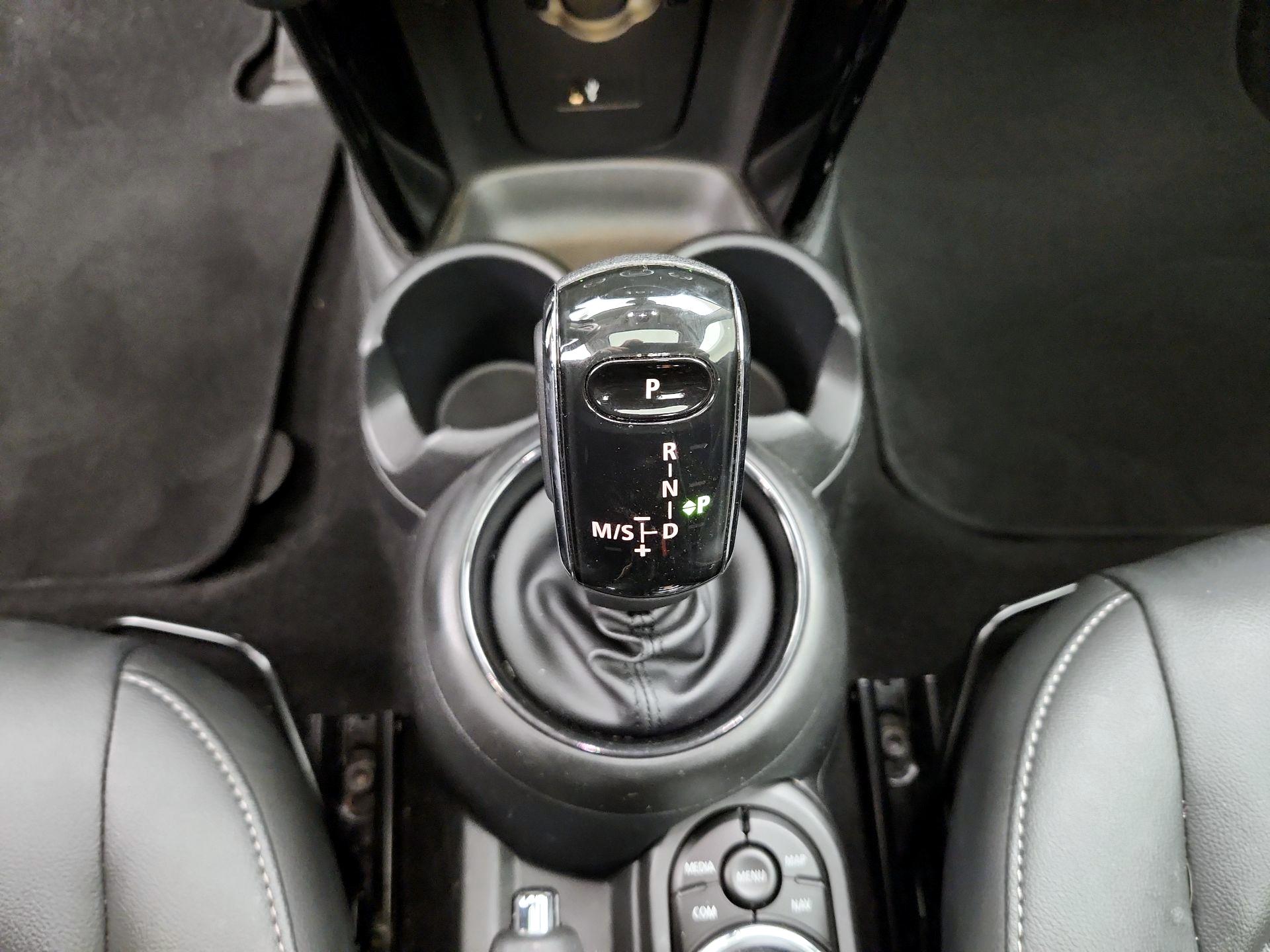 Thumbnail: 2021 MINI Cooper Hardtop - 18