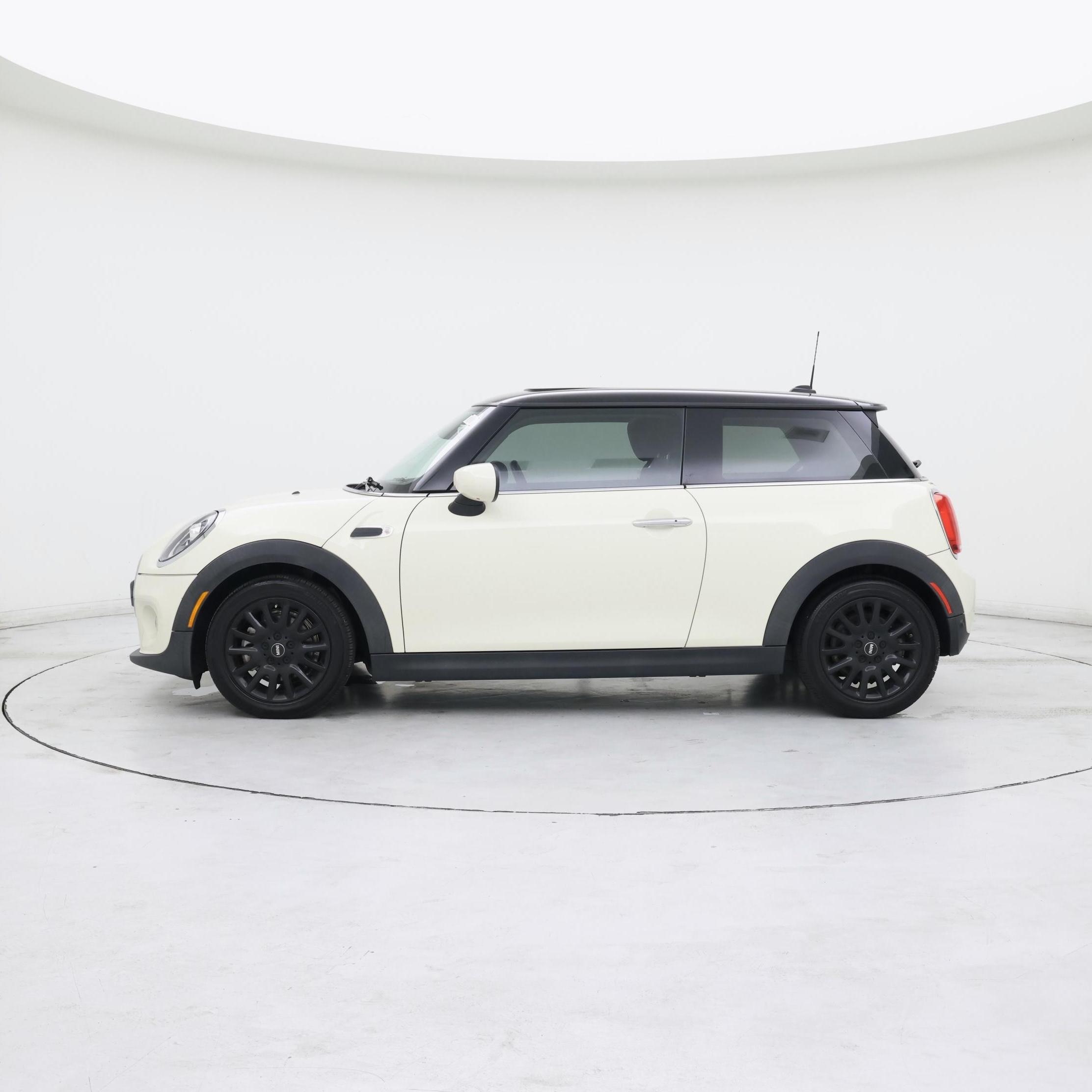 Thumbnail: 2021 MINI Cooper Hardtop - 3