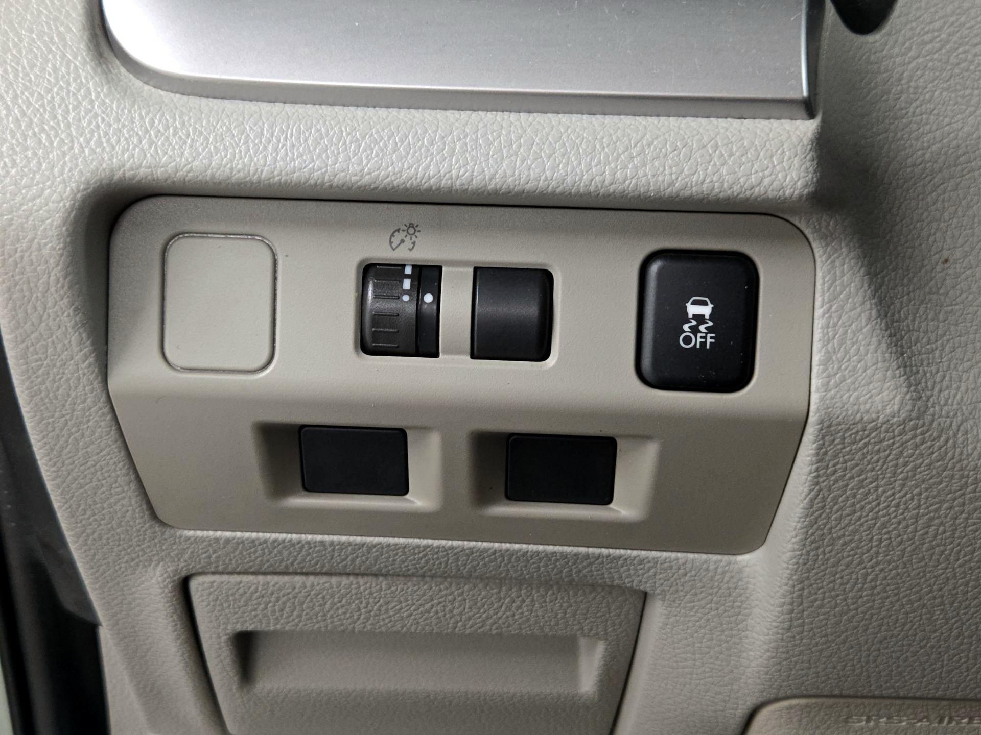 Thumbnail: 2014 Subaru Forester - 13