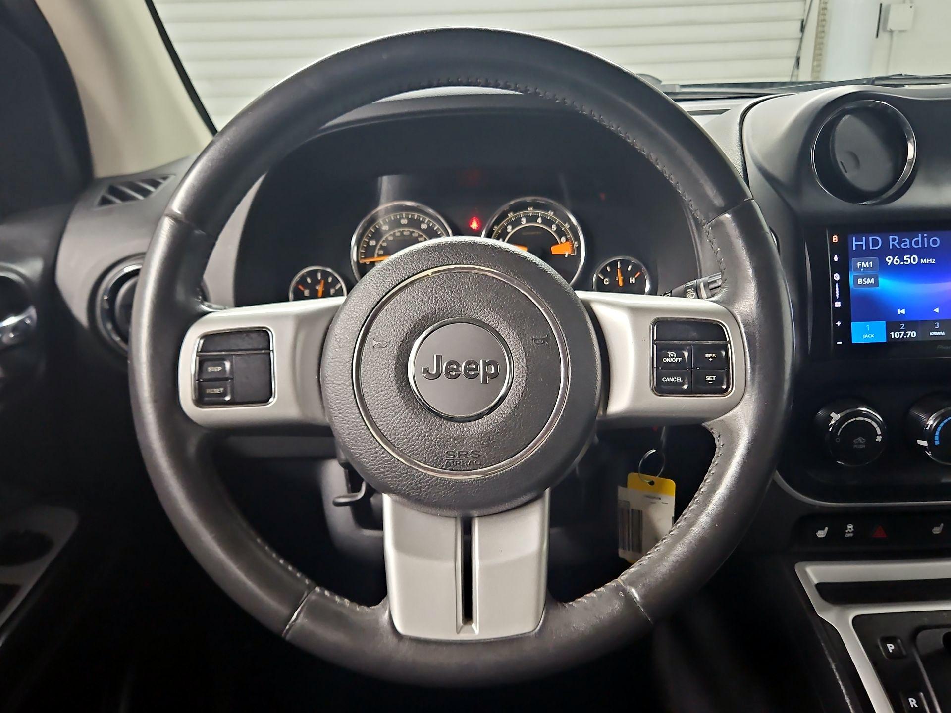 Thumbnail: 2016 Jeep Compass - 10