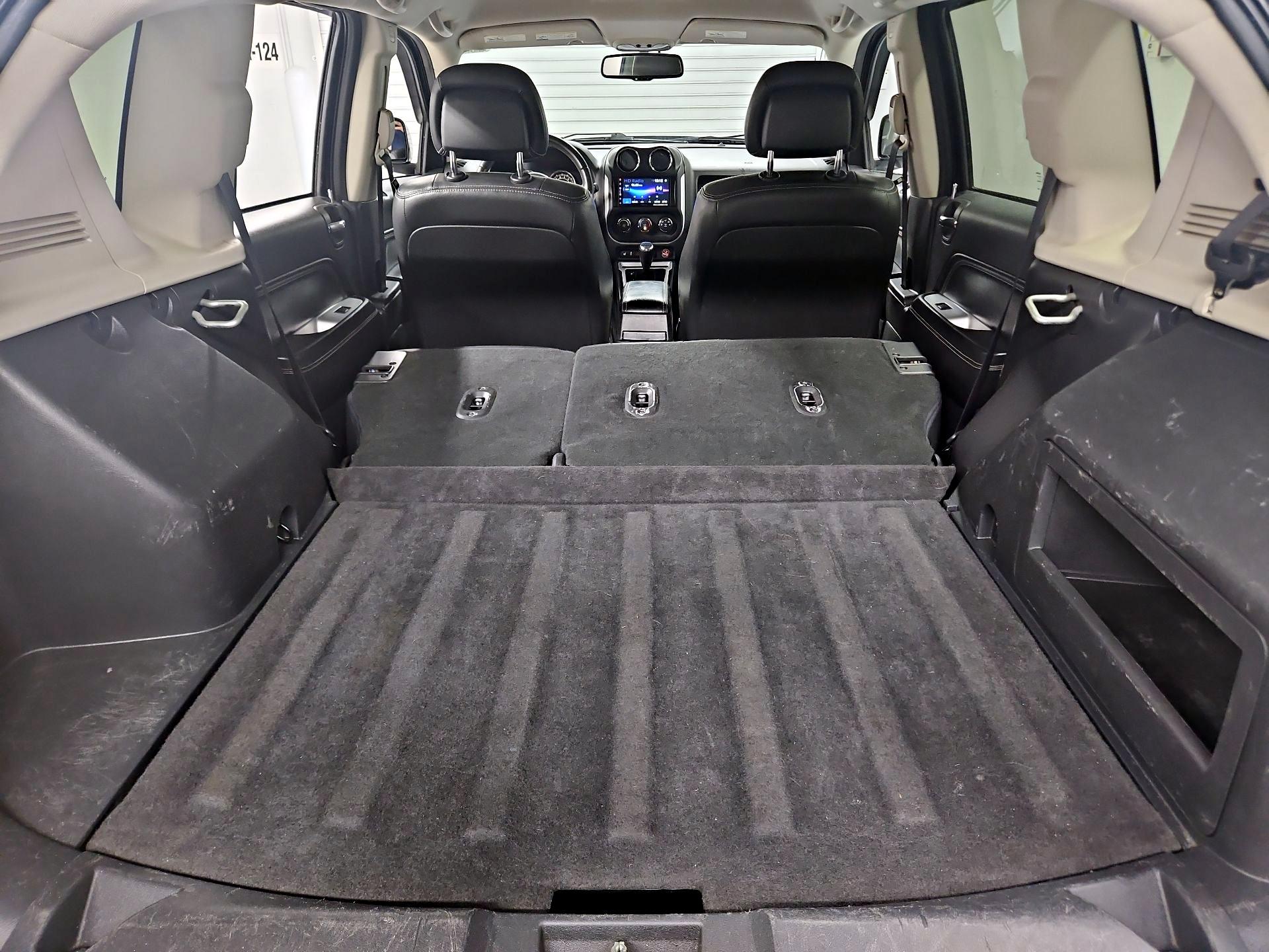 Thumbnail: 2016 Jeep Compass - 19