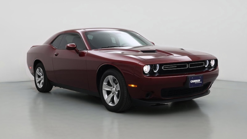 2018 Dodge Challenger SXT Hero Image