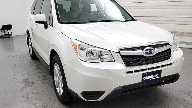 2015 Subaru Forester Premium Hero Image