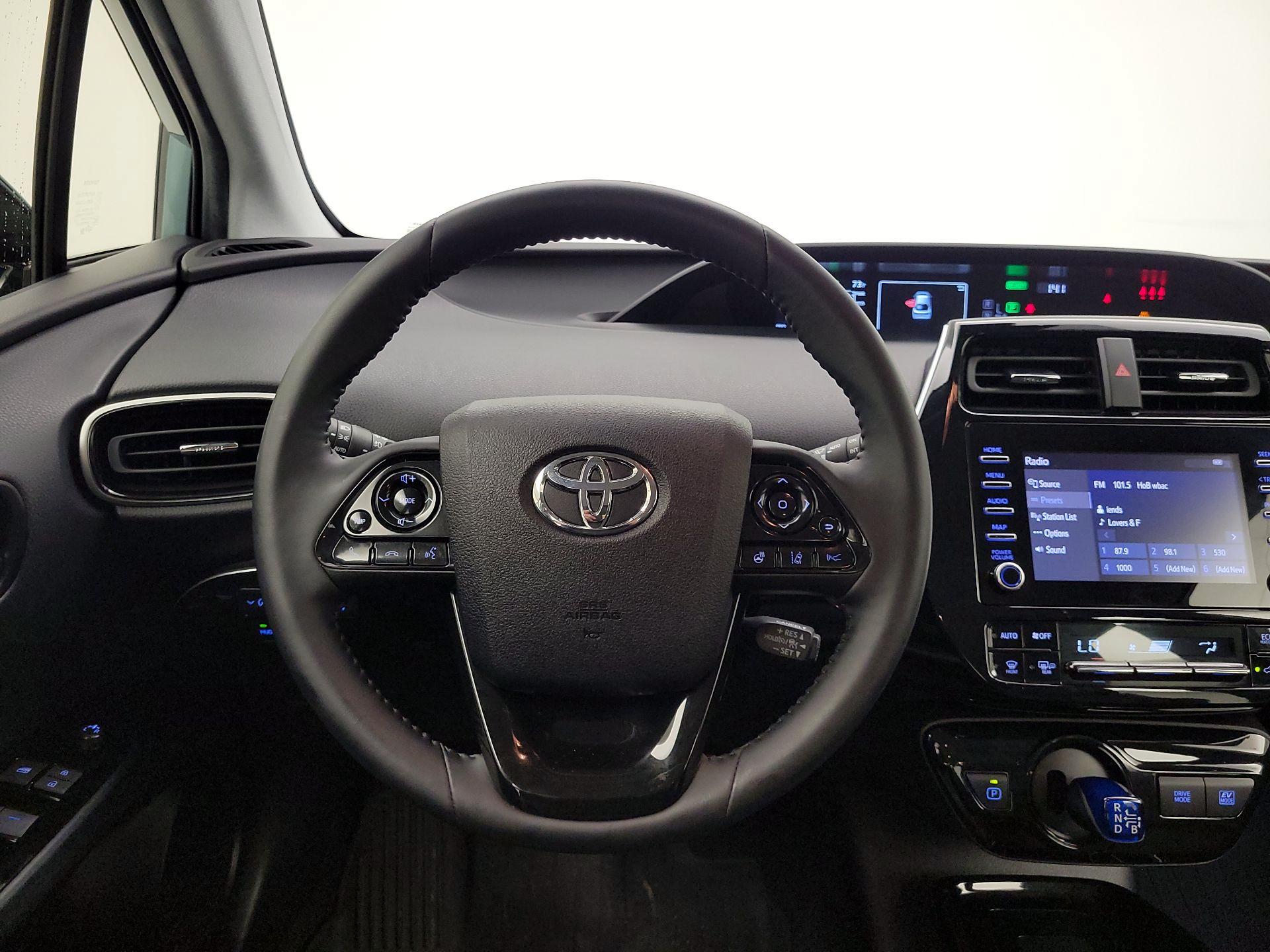 Thumbnail: 2020 Toyota Prius - 10