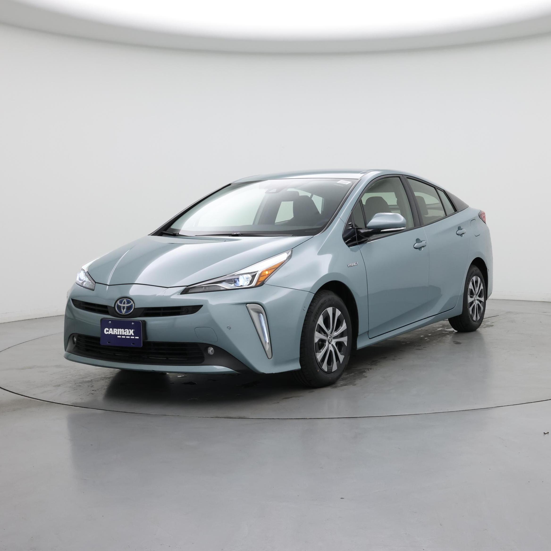 Thumbnail: 2020 Toyota Prius - 4
