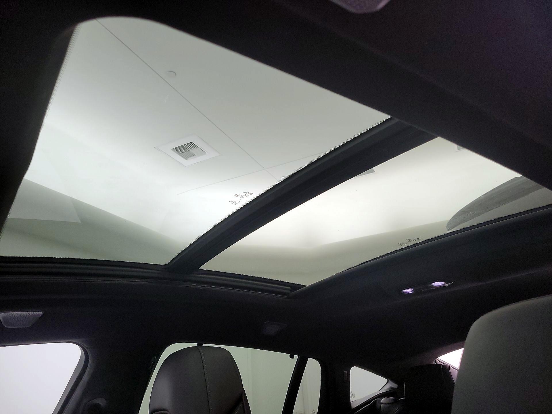 Thumbnail: 2021 BMW X6 - 20