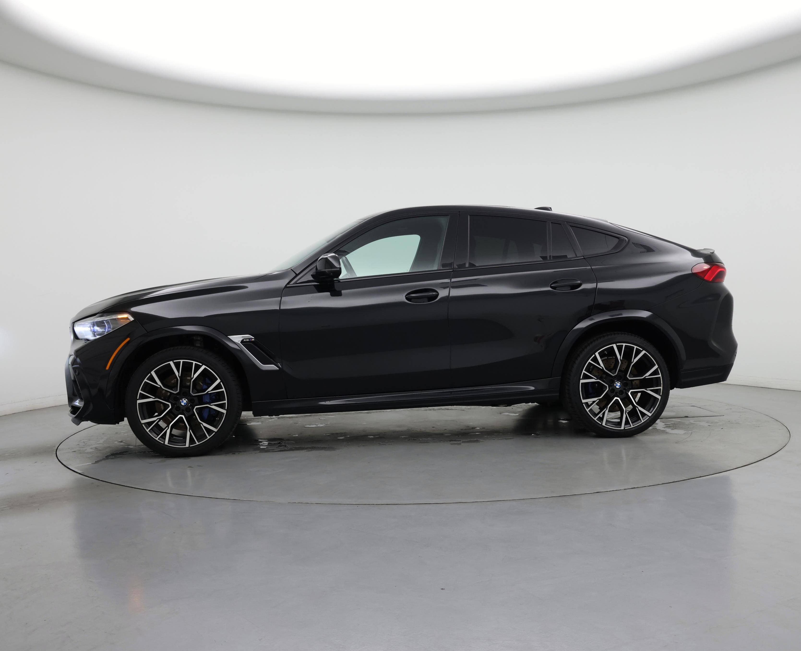 Thumbnail: 2021 BMW X6 - 3