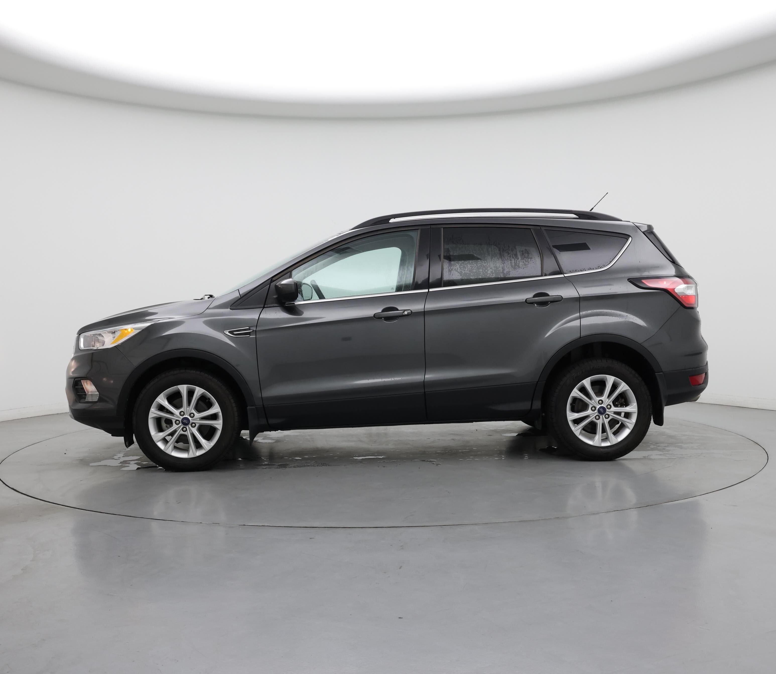 Thumbnail: 2018 Ford Escape - 3