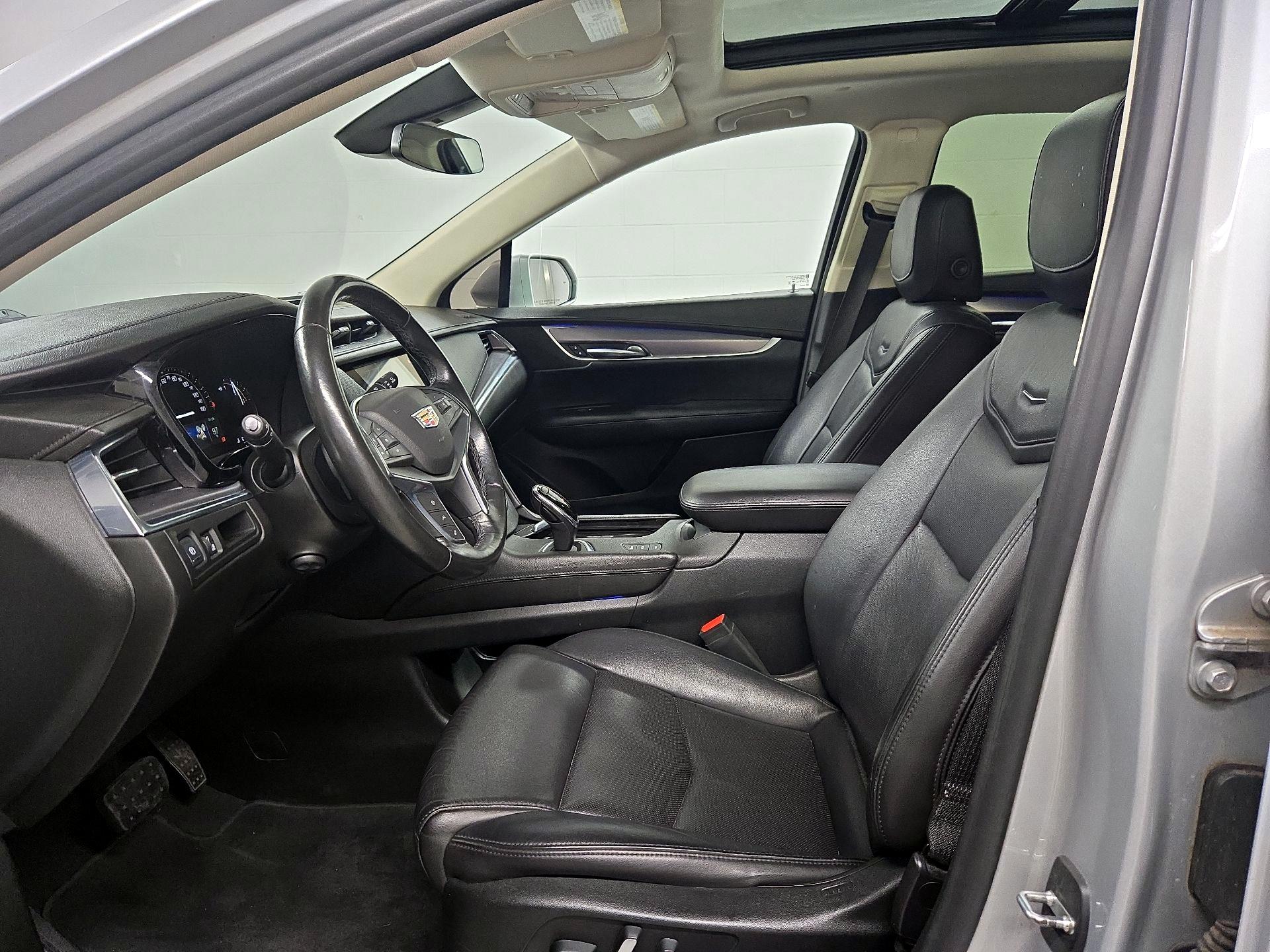 Thumbnail: 2018 Cadillac XT5 - 11