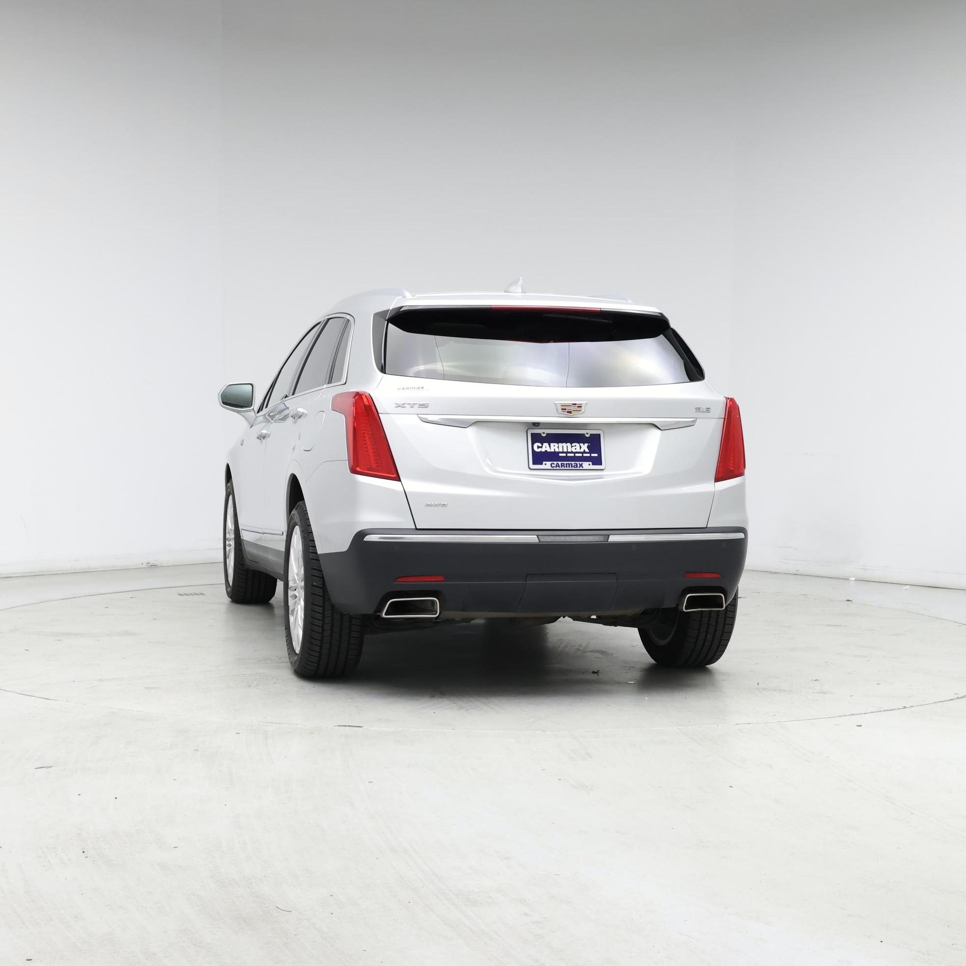 Thumbnail: 2018 Cadillac XT5 - 6