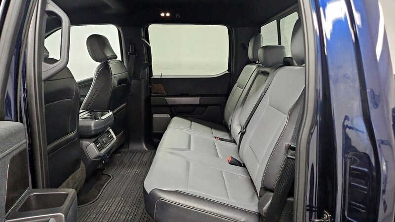 2022 Ford F-150 Lightning Lariat 20