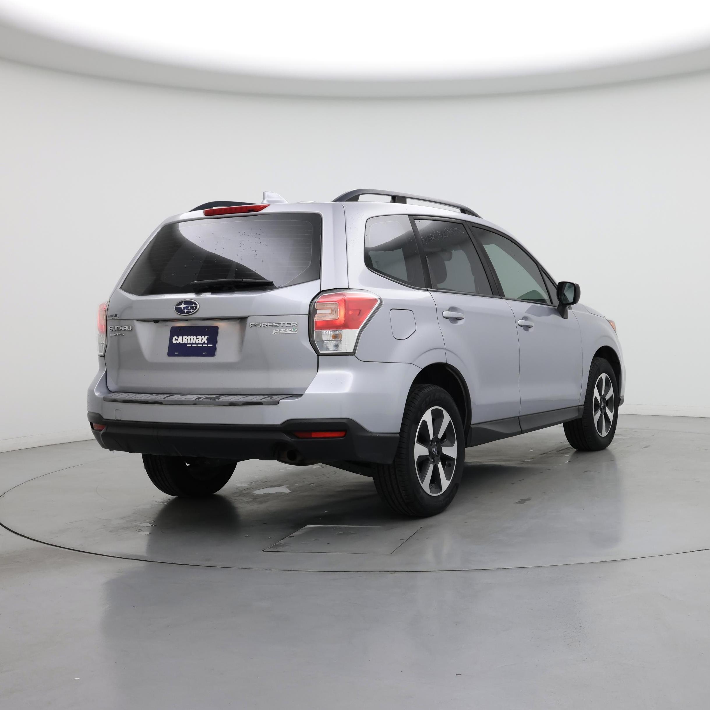 Thumbnail: 2017 Subaru Forester - 8