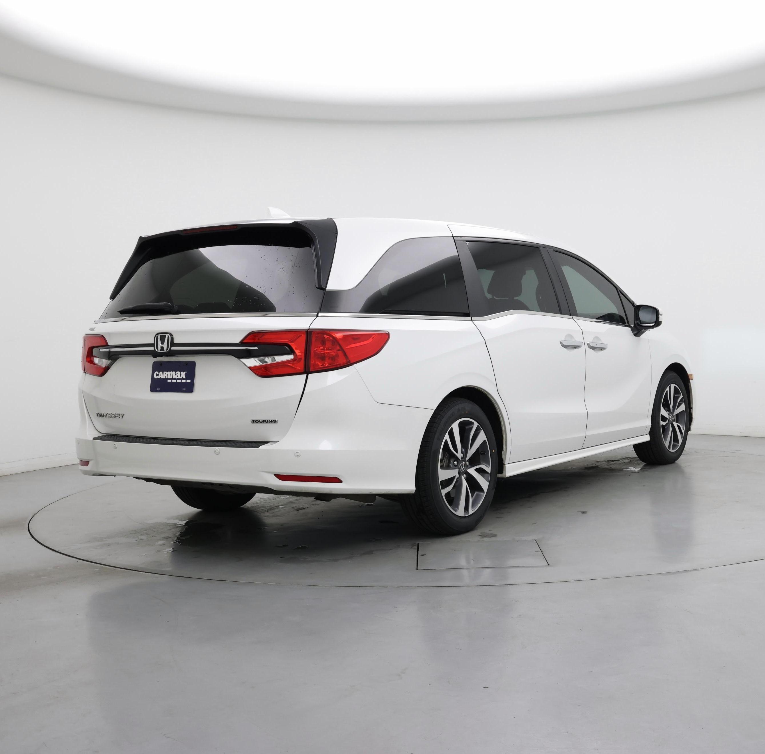 Thumbnail: 2023 Honda Odyssey - 8