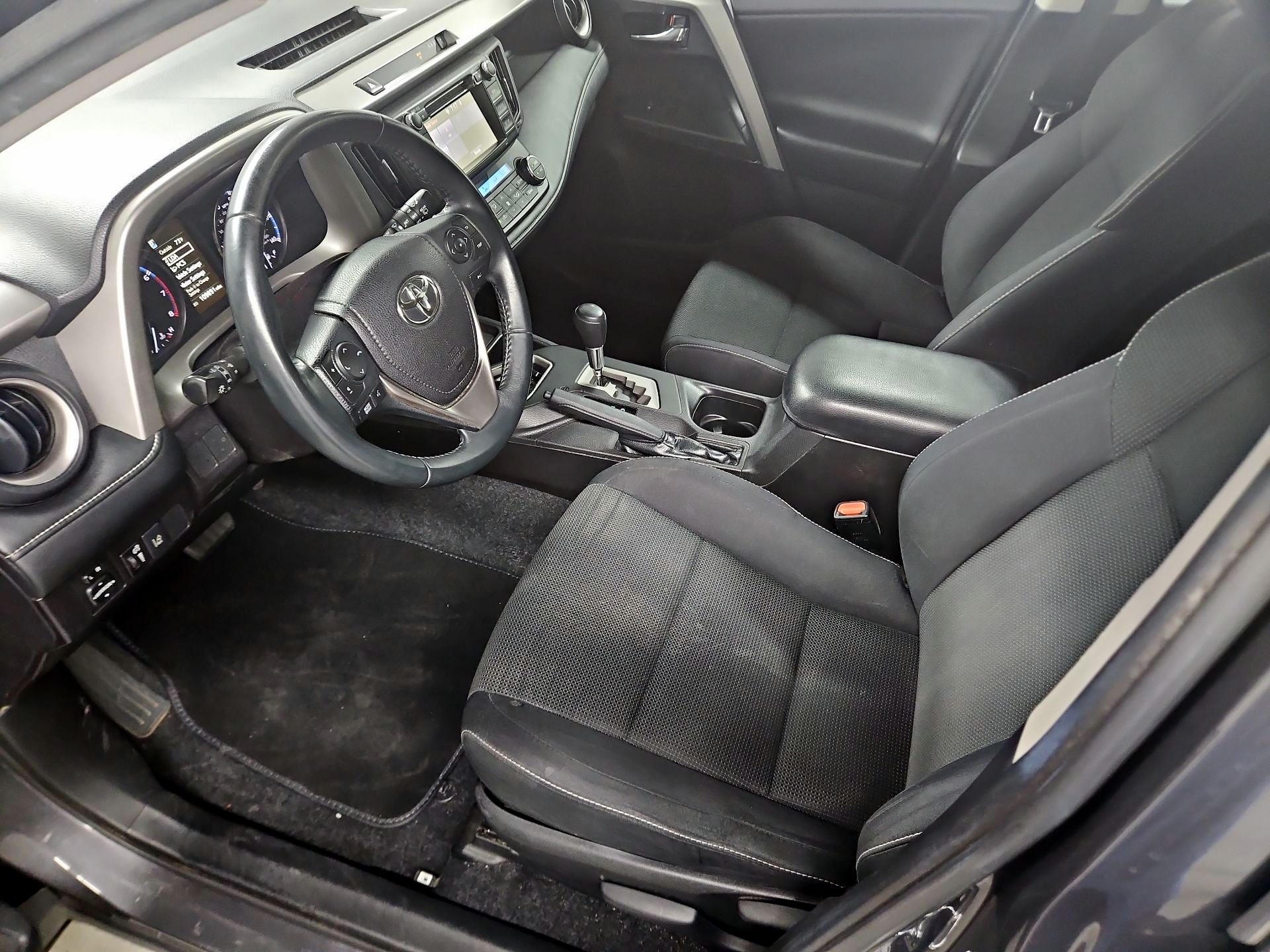 Thumbnail: 2017 Toyota RAV4 - 11