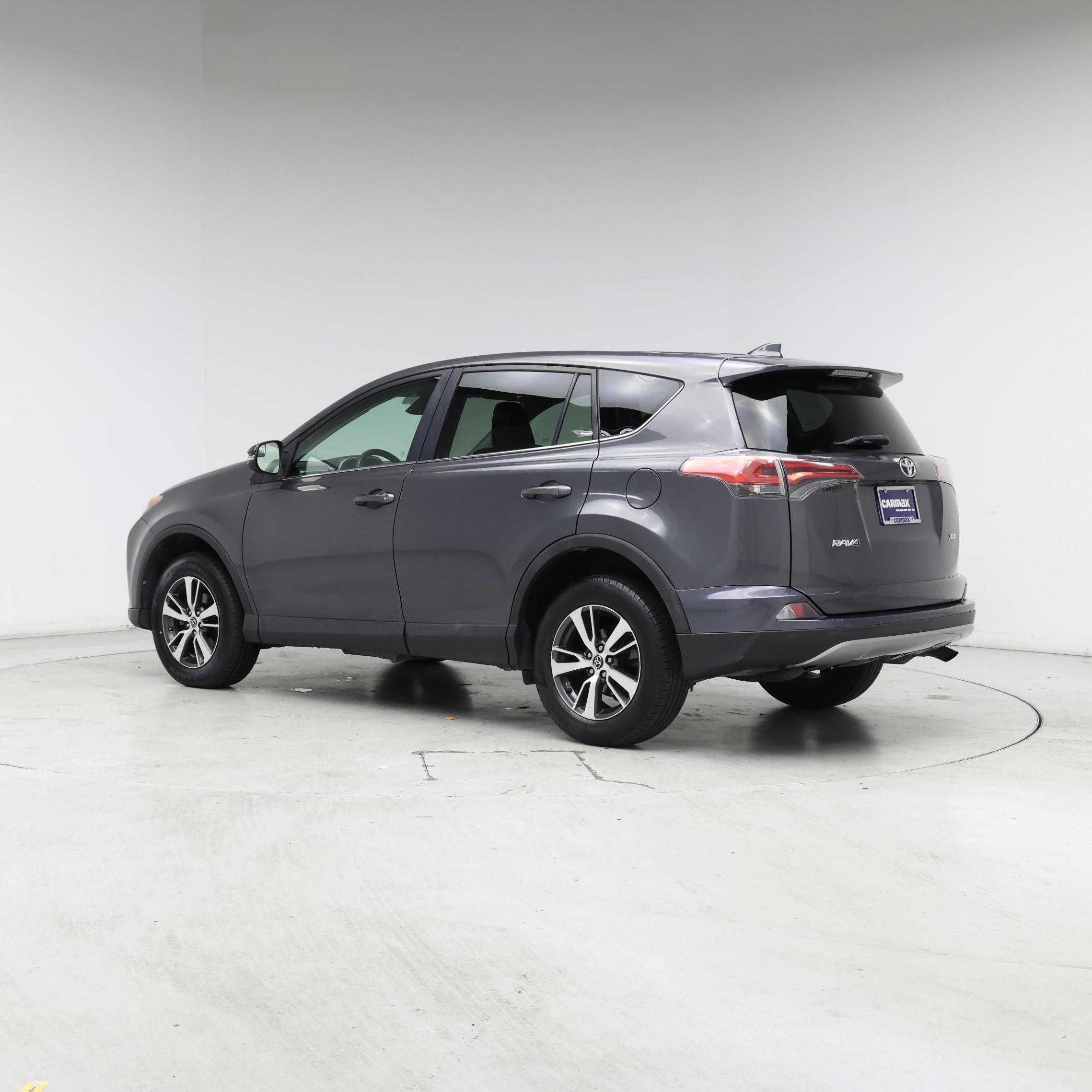 Thumbnail: 2017 Toyota RAV4 - 2