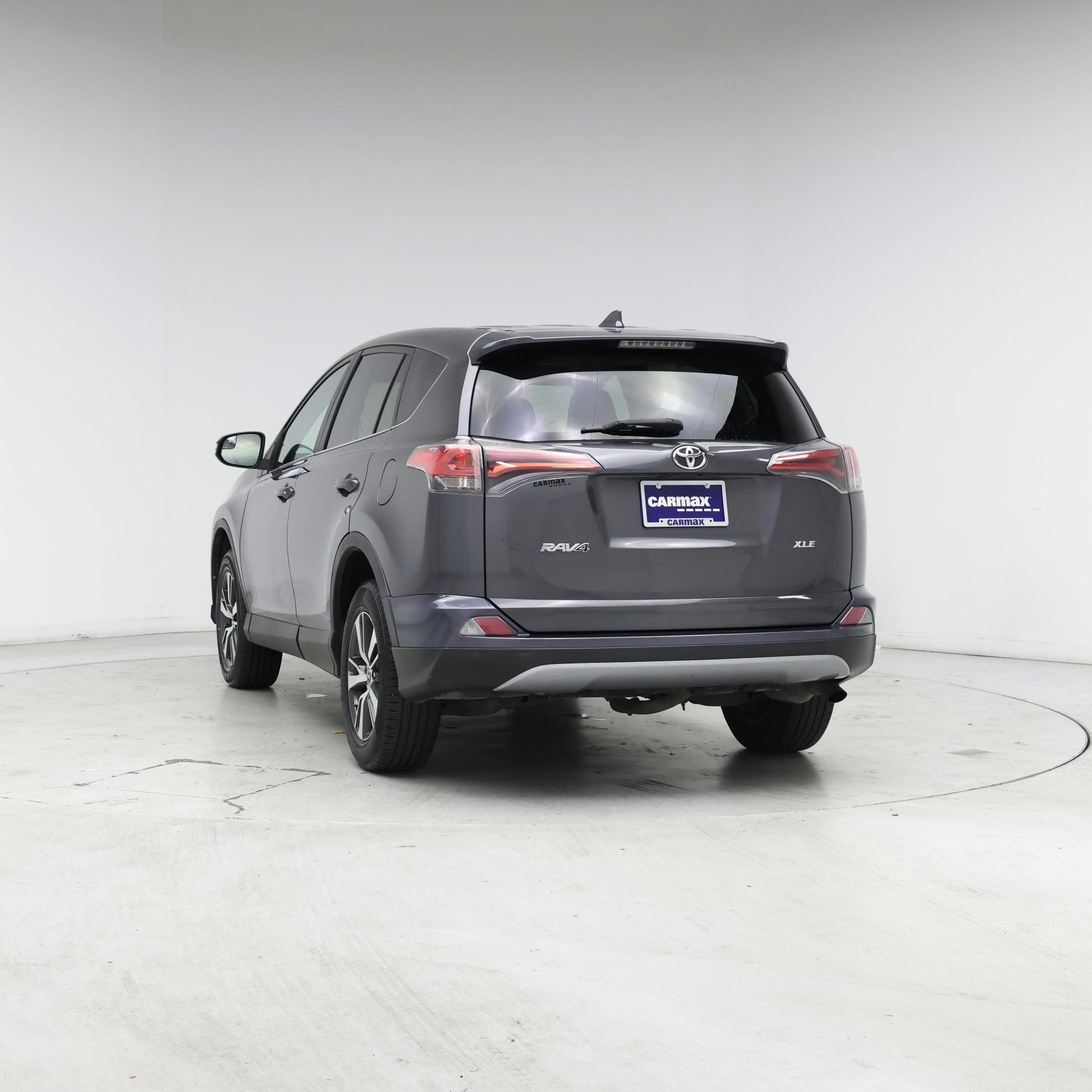 Thumbnail: 2017 Toyota RAV4 - 6